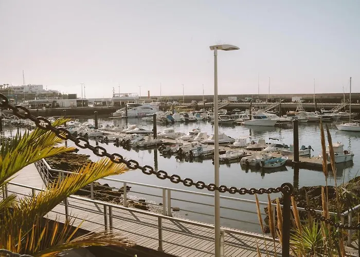 Sol - Cozy Apartment, Communal Pool